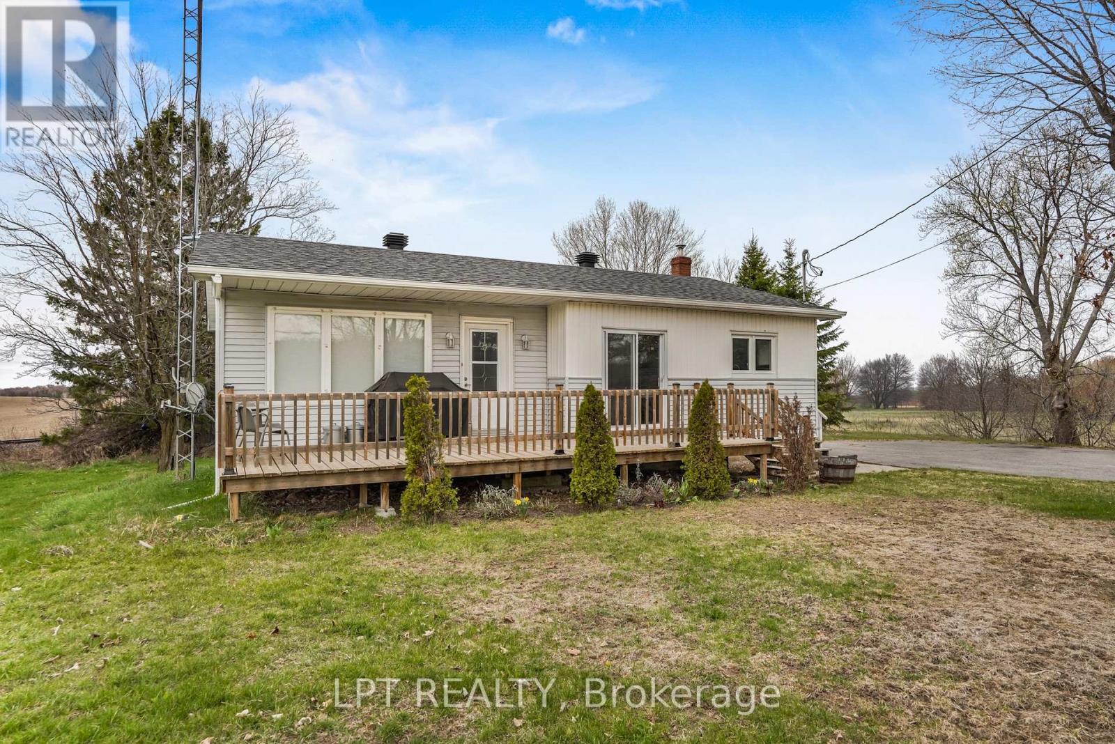 4280 Highway 34 Highway, Champlain, ON - Outdoor With Deck Patio Veranda