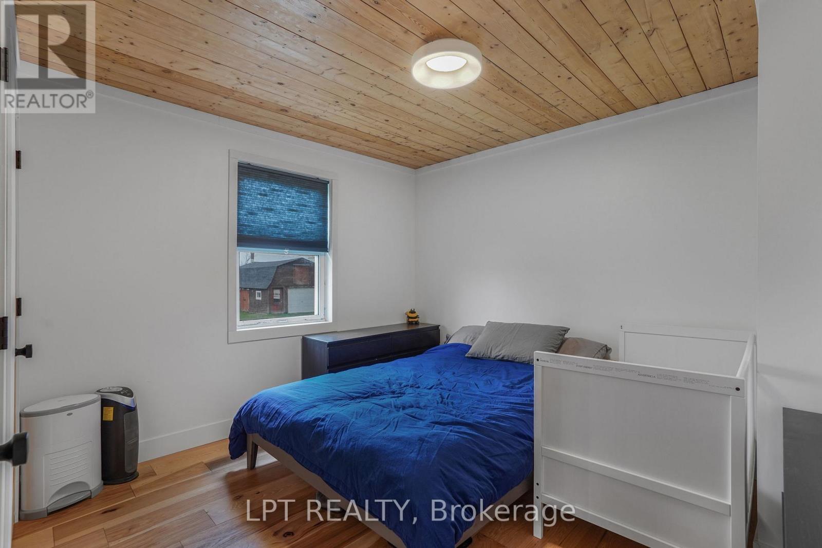 4280 Highway 34 Highway, Champlain, ON - Indoor Photo Showing Bedroom
