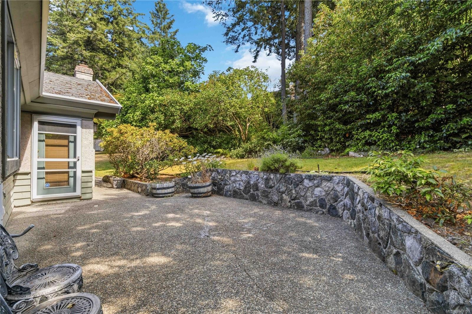 4343 Emily Carr Dr, Saanich, BC
