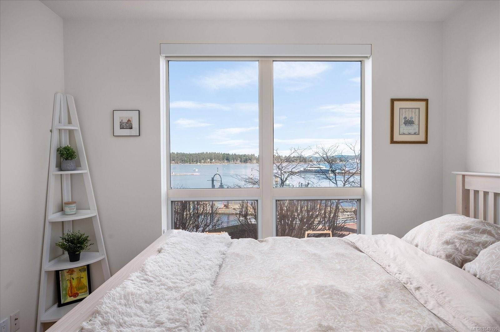 #Th10-38 Front St, Nanaimo, BC