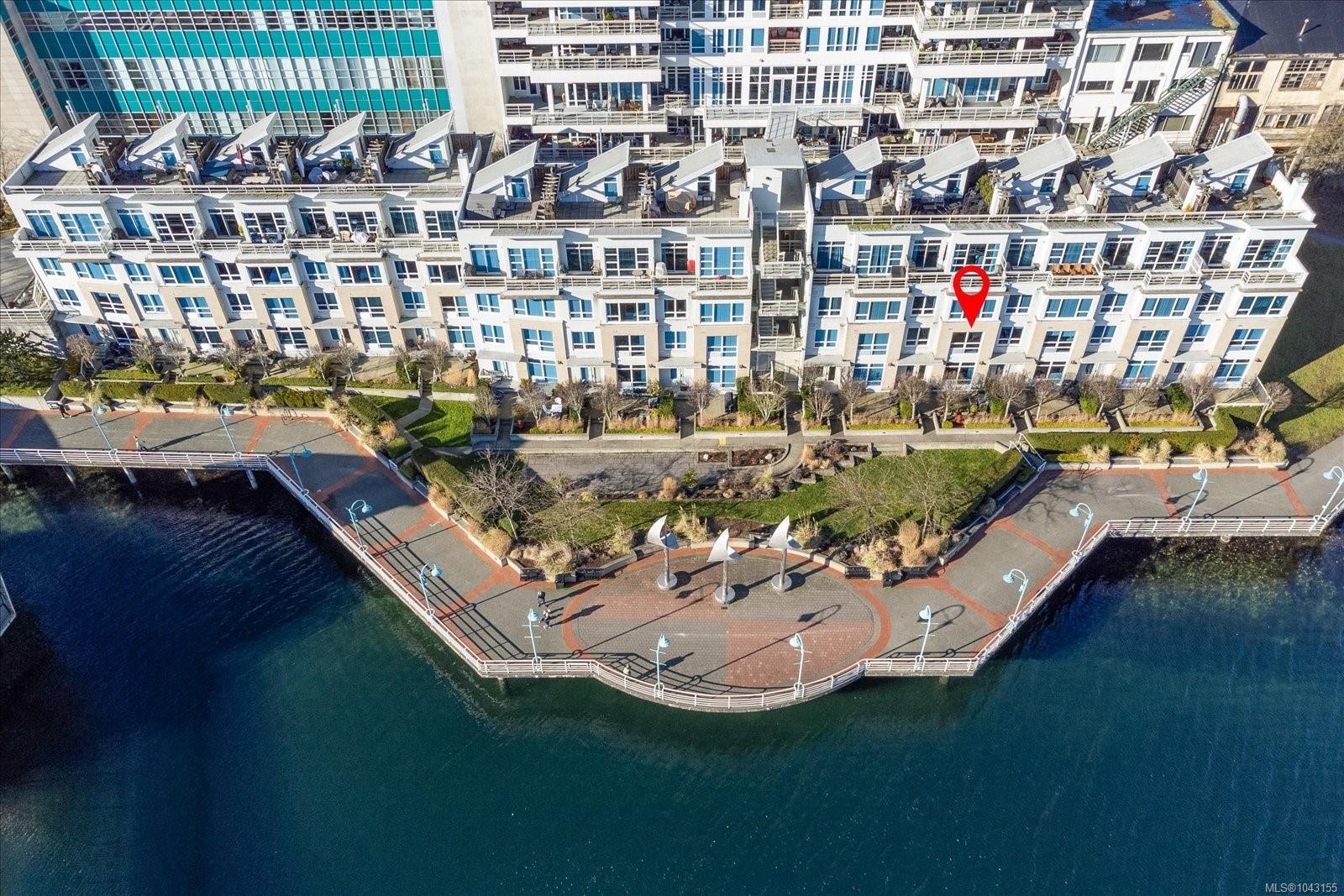 #Th10-38 Front St, Nanaimo, BC