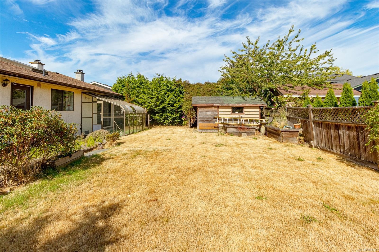 2036 Winmeadow Pl, Sidney, BC