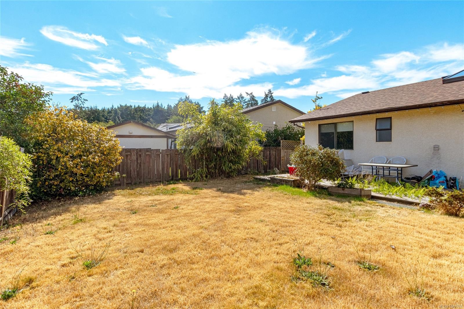 2036 Winmeadow Pl, Sidney, BC