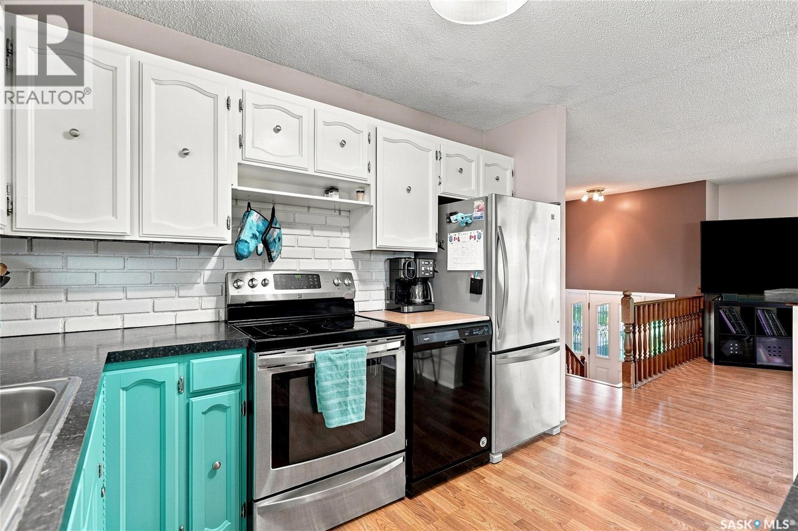 Thorhaug Acreage, Leask Rm No. 464, SK - Indoor Photo Showing Kitchen