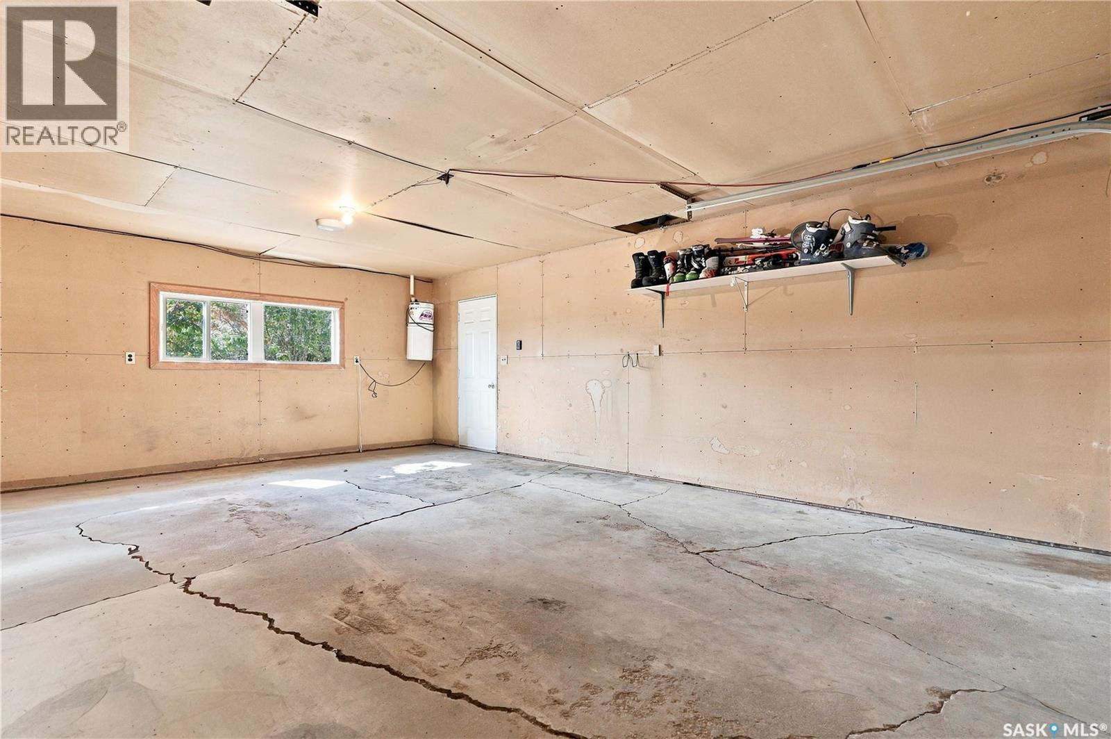 Thorhaug Acreage, Leask Rm No. 464, SK - Indoor Photo Showing Garage