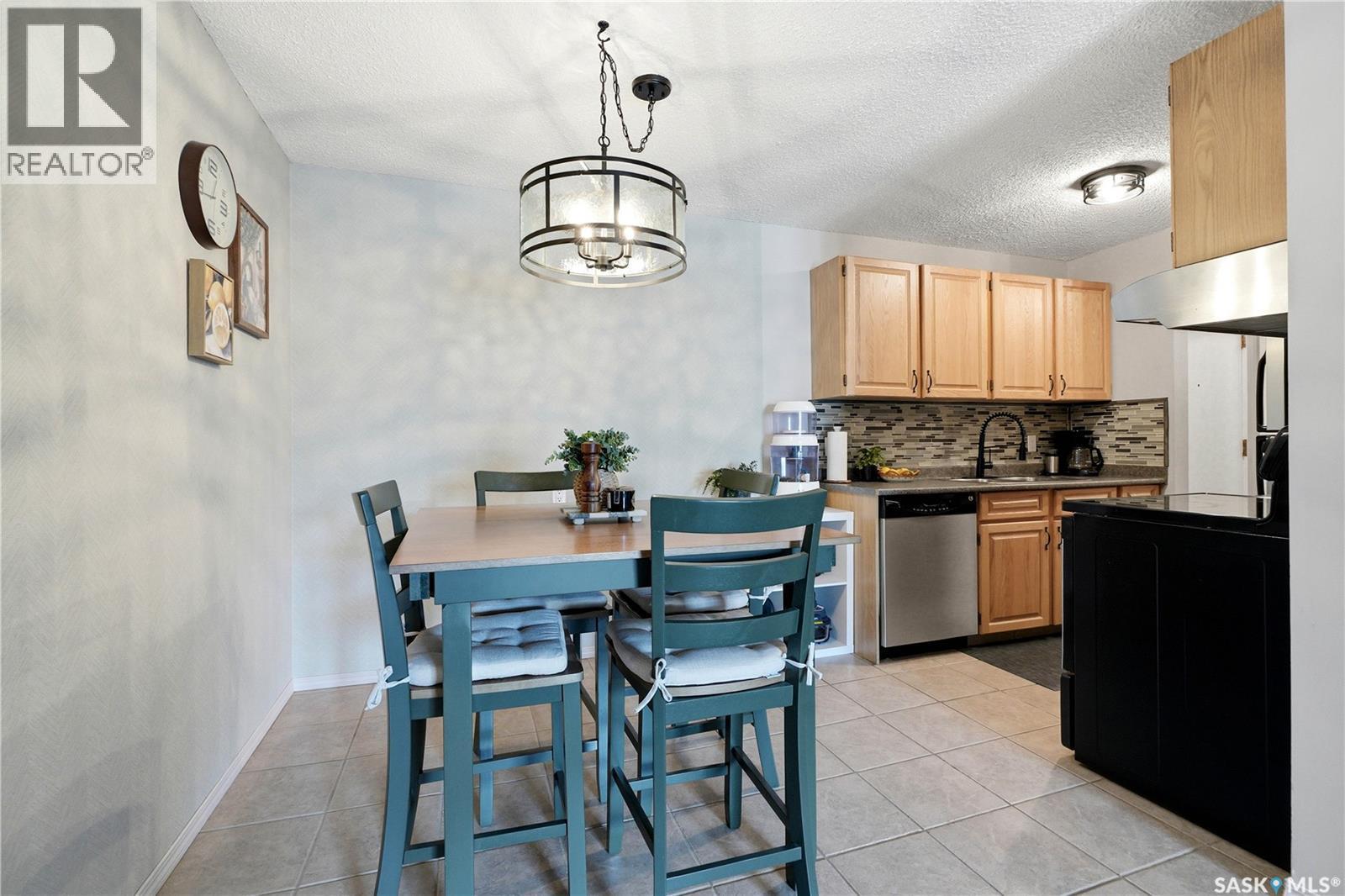 730 510 Prairie Avenue, Saskatoon, SK - Indoor