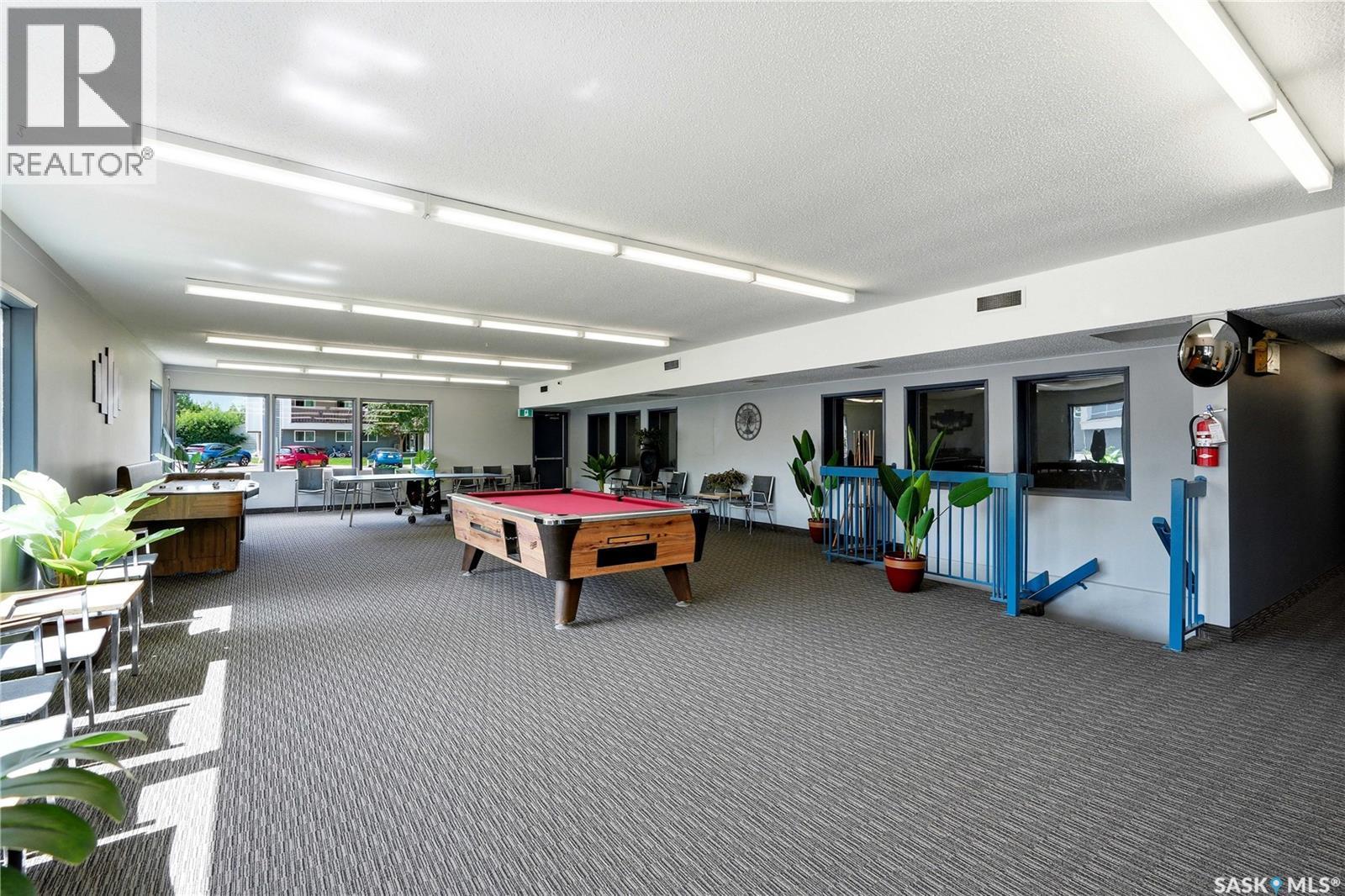 730 510 Prairie Avenue, Saskatoon, SK - Indoor