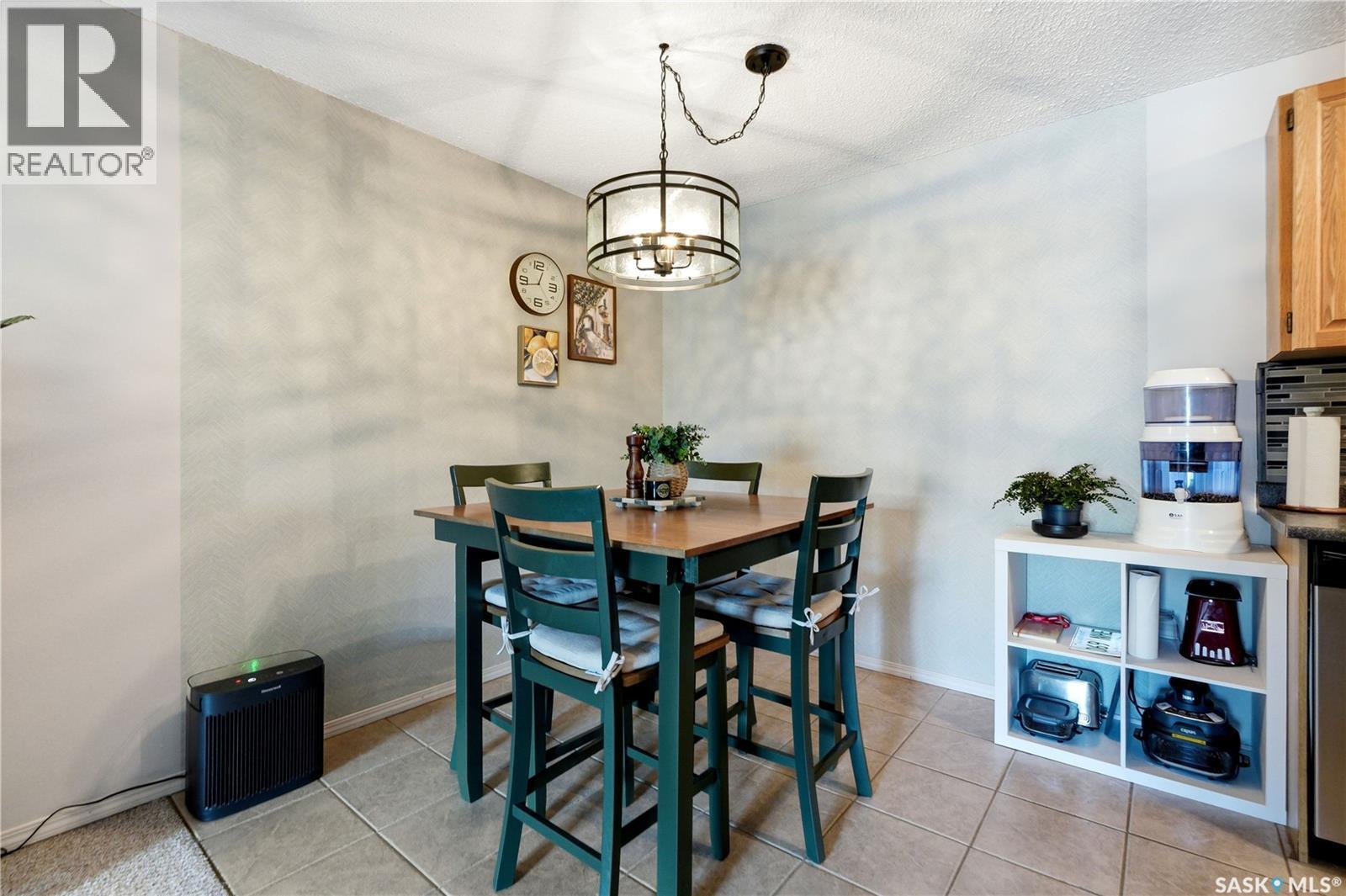 730 510 Prairie Avenue, Saskatoon, SK - Indoor Photo Showing Dining Room