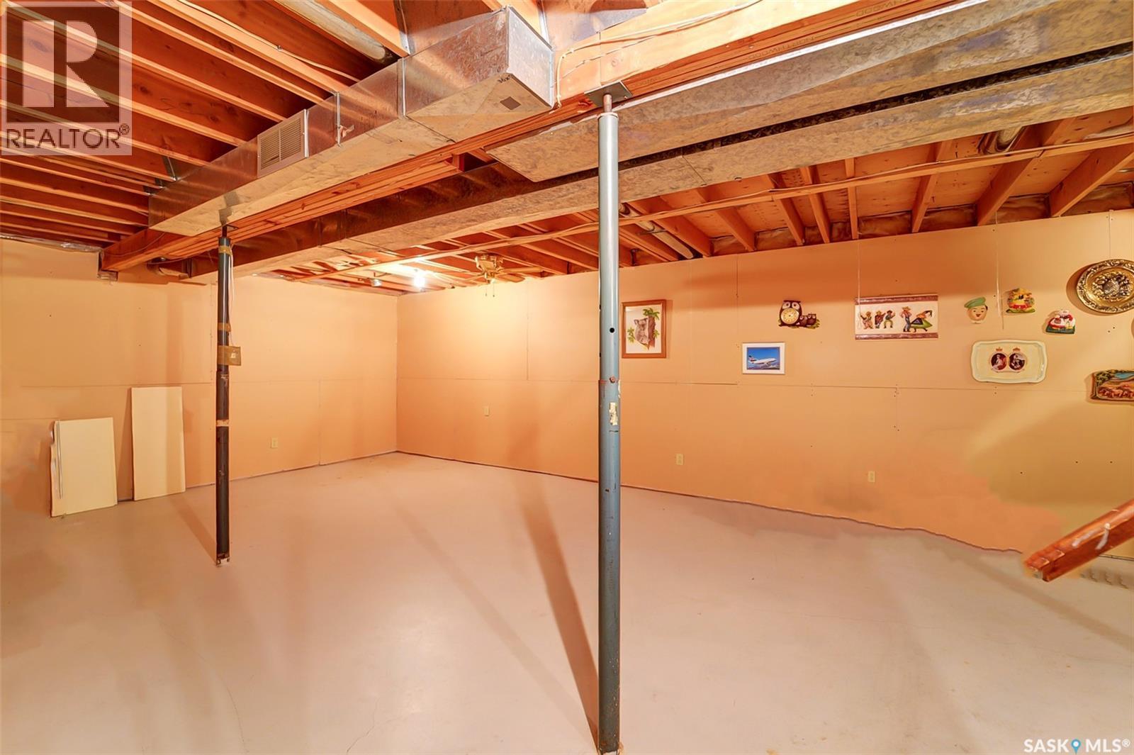 334 Johnson Crescent, Saskatoon, SK - Indoor Photo Showing Basement