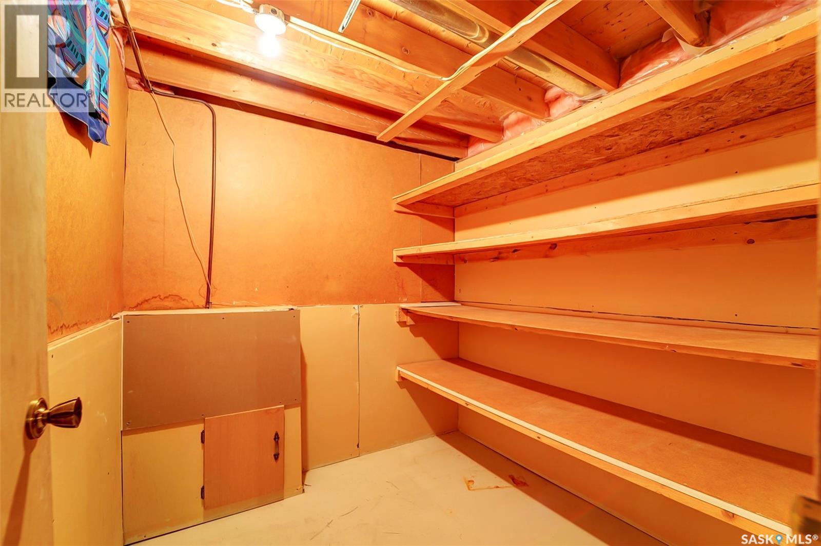 334 Johnson Crescent, Saskatoon, SK - Indoor Photo Showing Other Room
