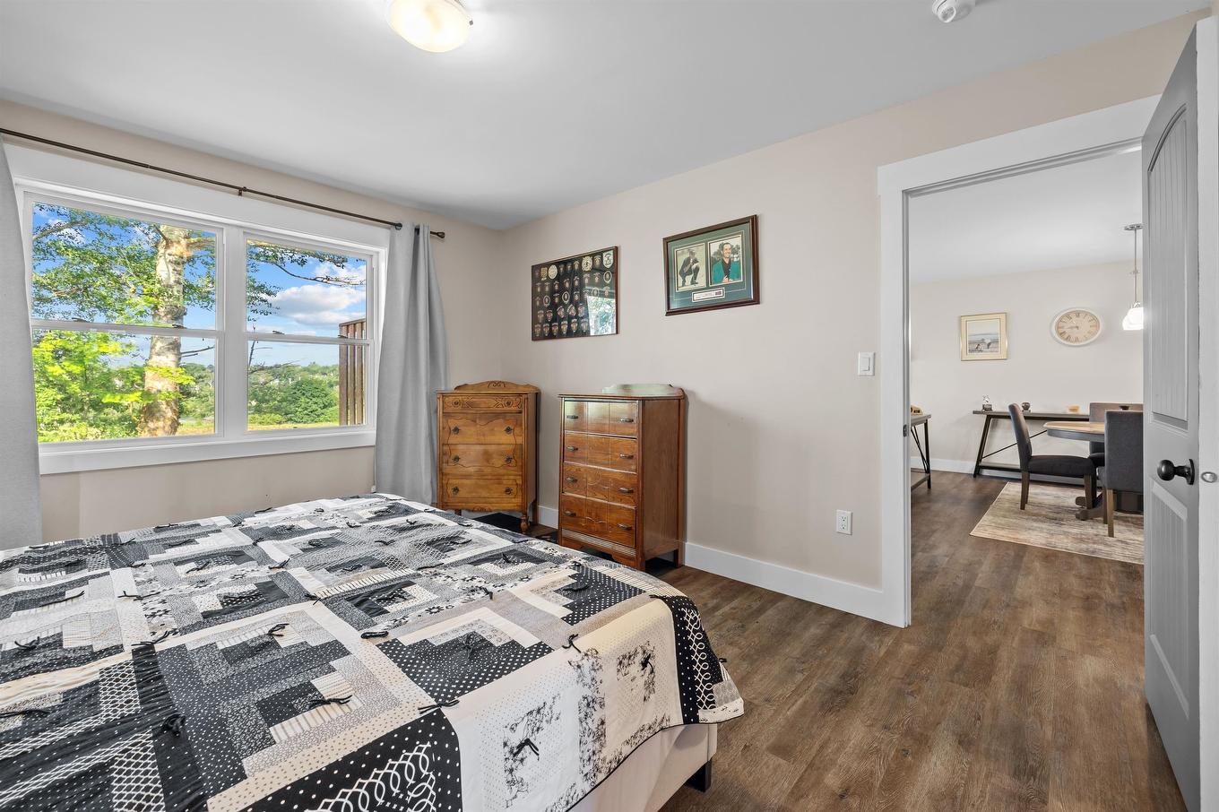 11 Mill Pond Lane, Cornwall, PE