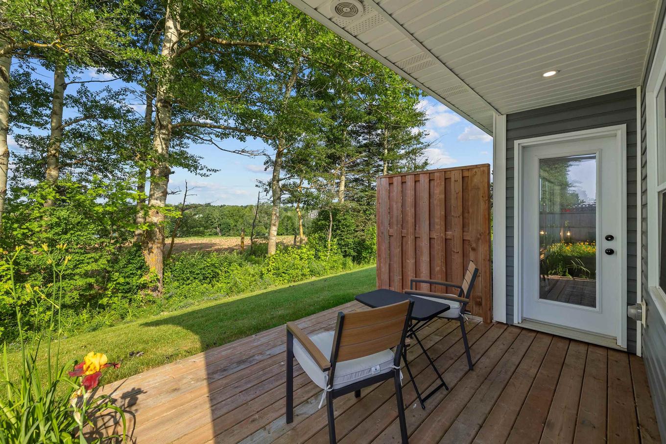 11 Mill Pond Lane, Cornwall, PE
