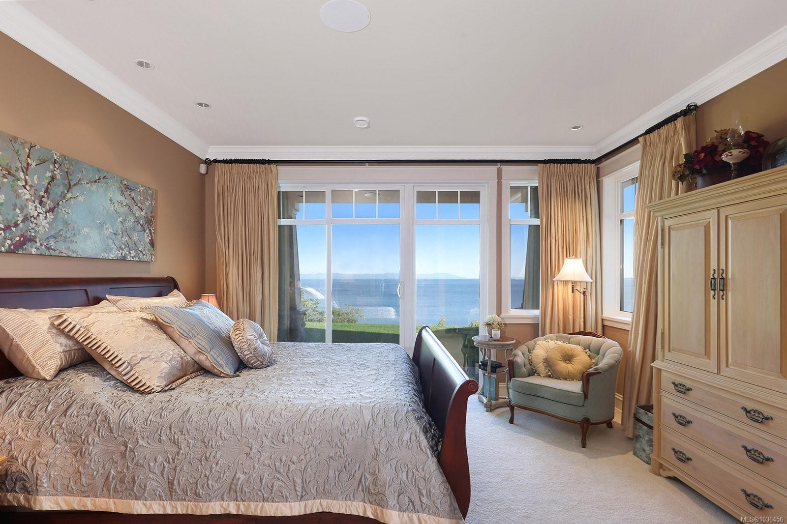 1133 Yates Rd, Comox, BC