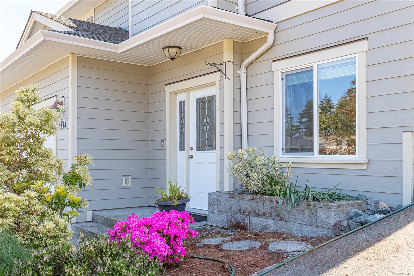 1714 Chaplin St, Crofton, BC
