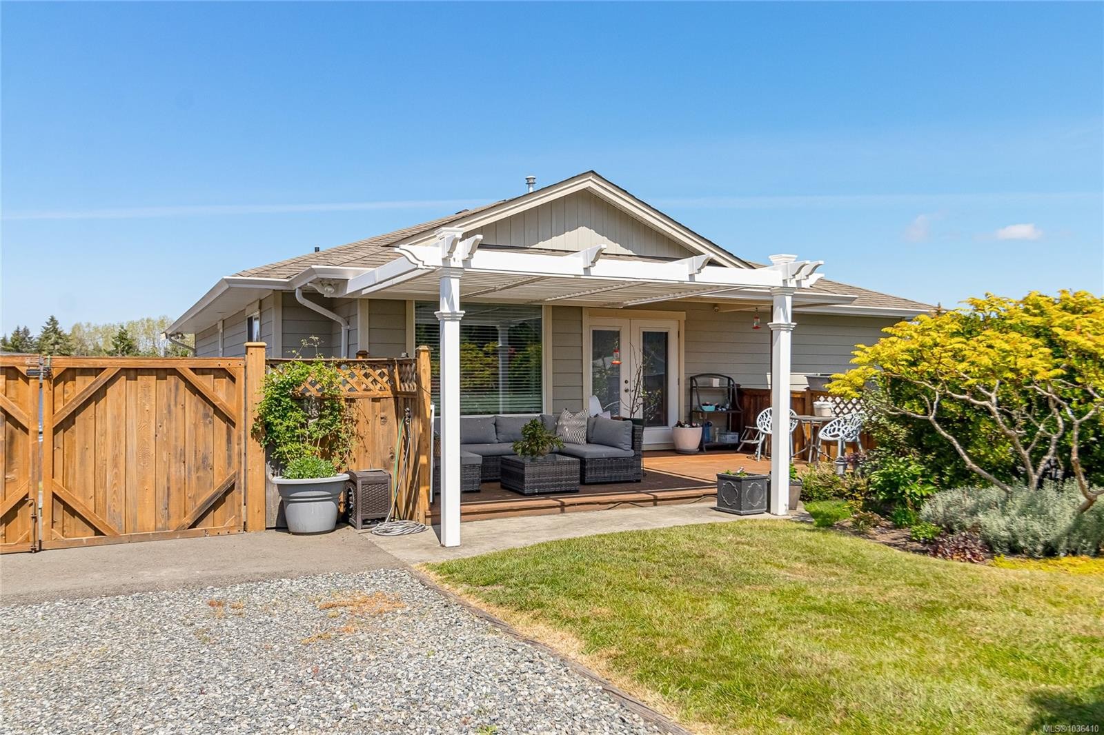 1714 Chaplin St, Crofton, BC