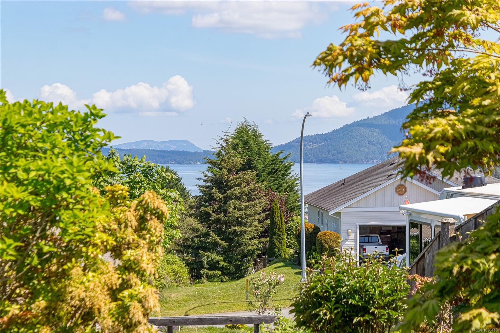 1714 Chaplin St, Crofton, BC