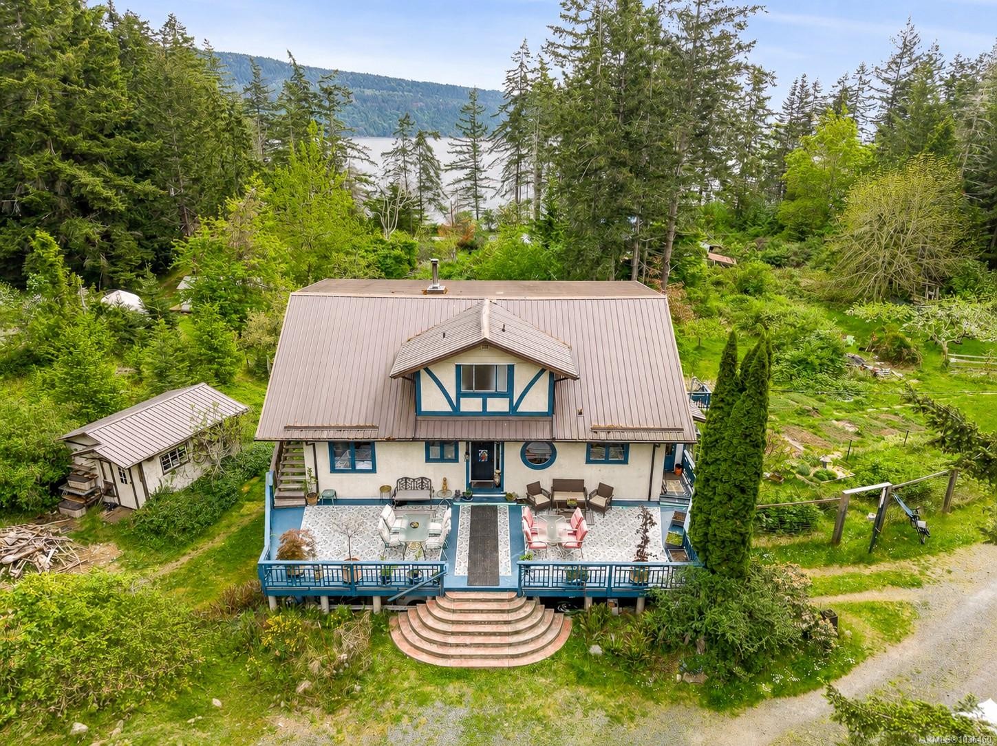 9510 Mcfarlane Rd, Denman Island, BC