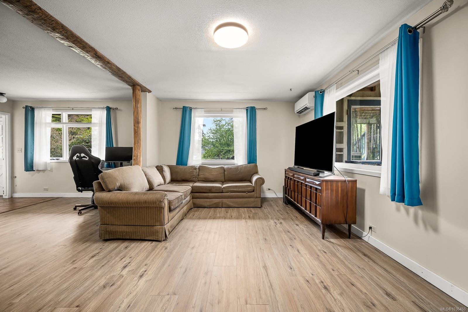 9510 Mcfarlane Rd, Denman Island, BC