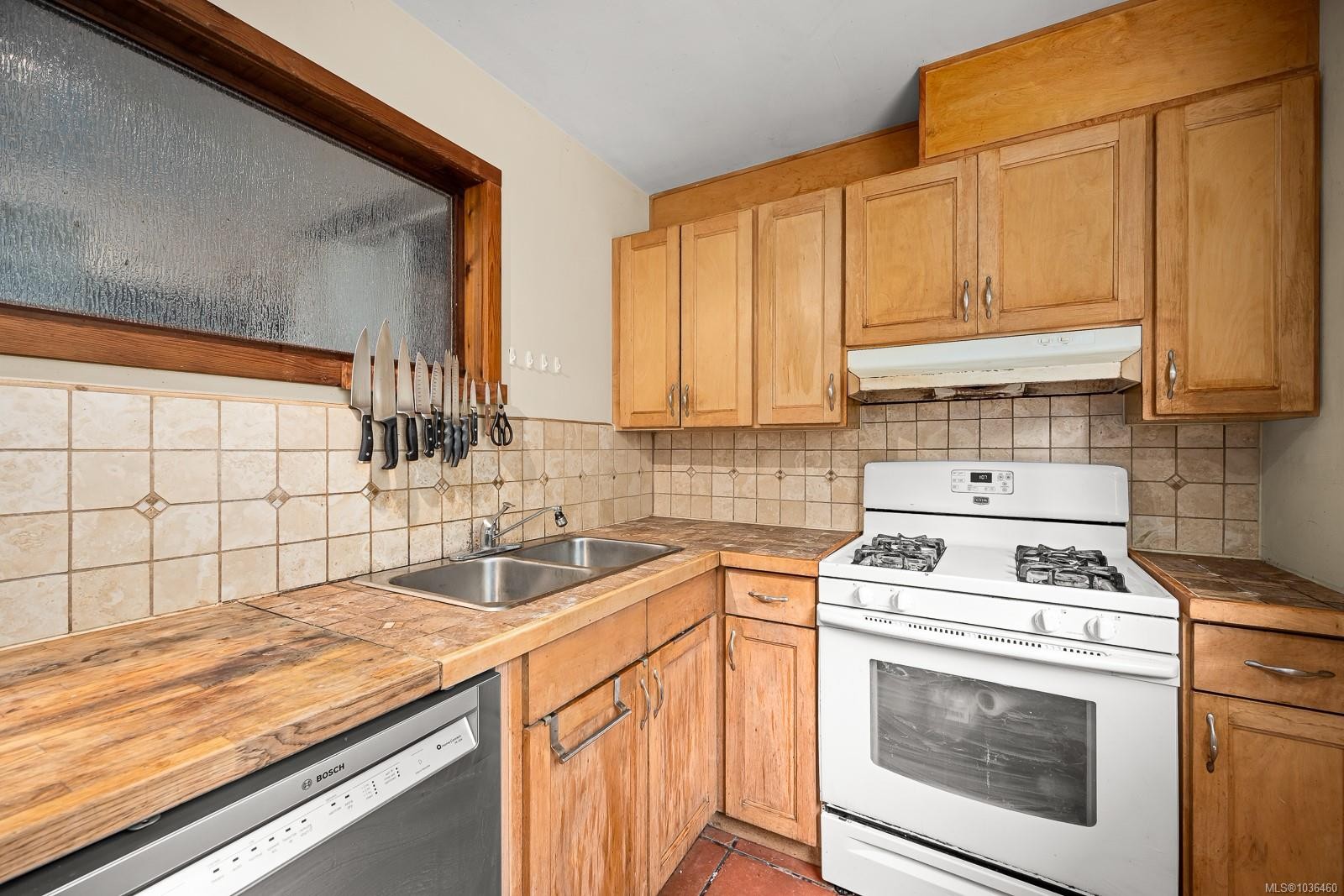 9510 Mcfarlane Rd, Denman Island, BC