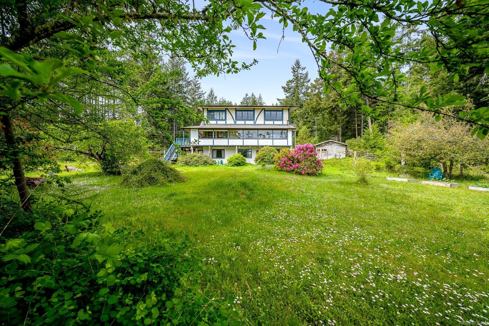 9510 Mcfarlane Rd, Denman Island, BC