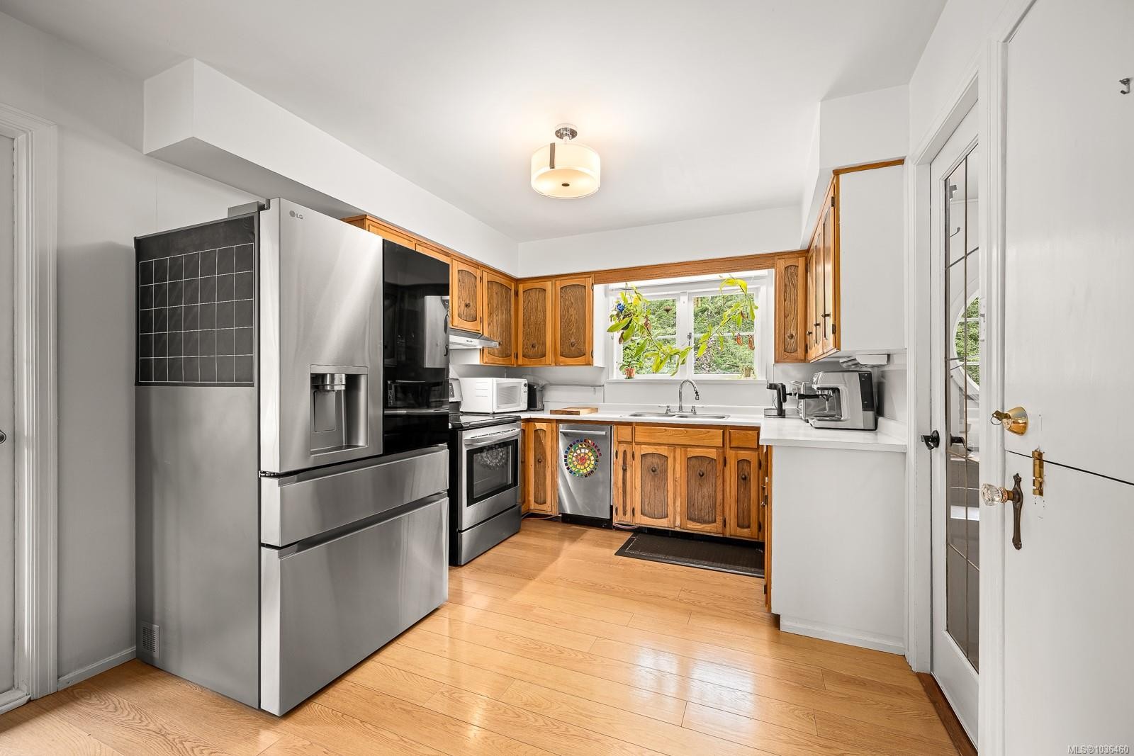 9510 Mcfarlane Rd, Denman Island, BC