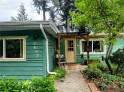 5097 Grouhel Rd Ladysmith, BC V9G 1J4