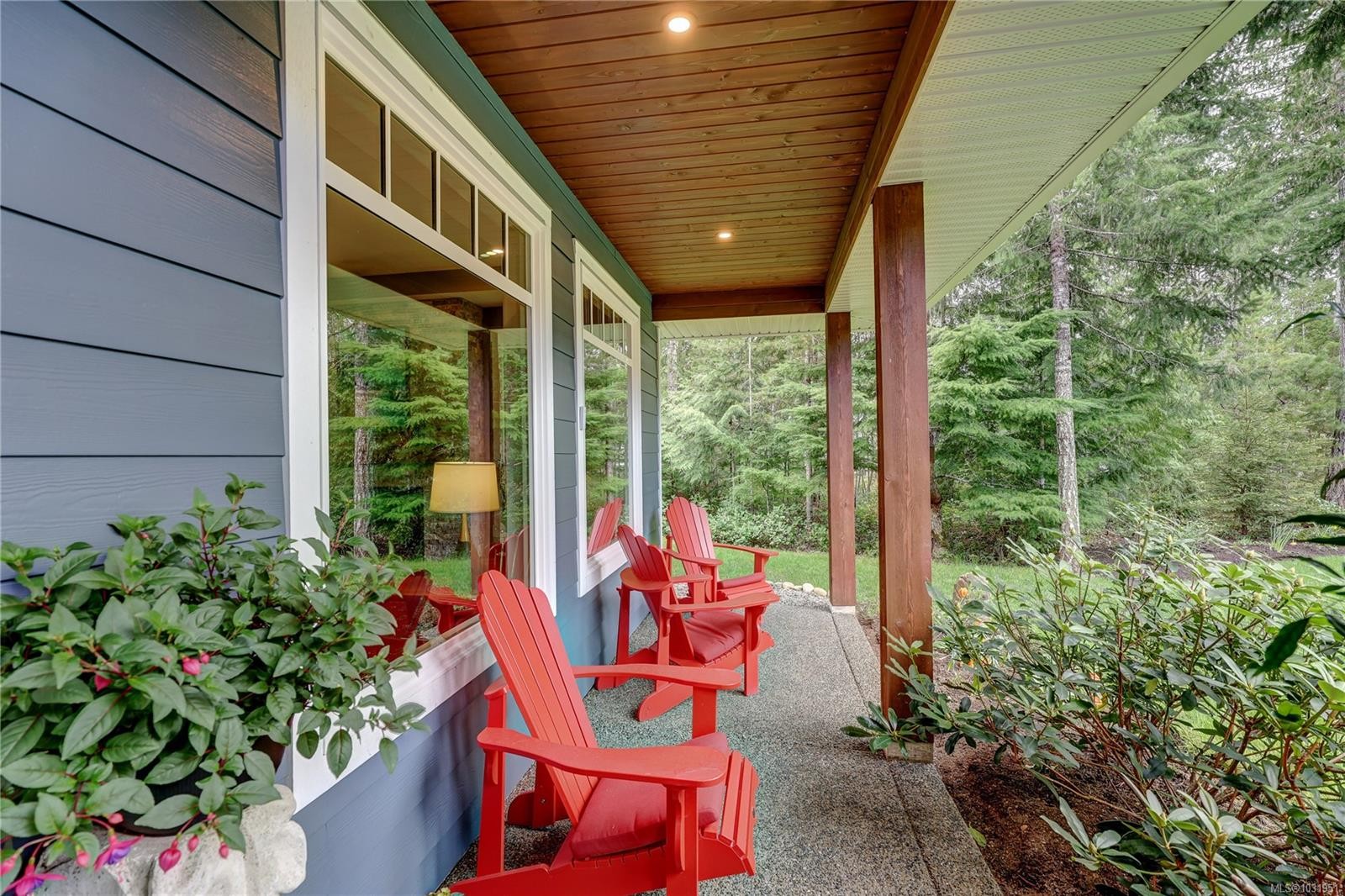 1868 Galvin Pl, Qualicum Beach, BC