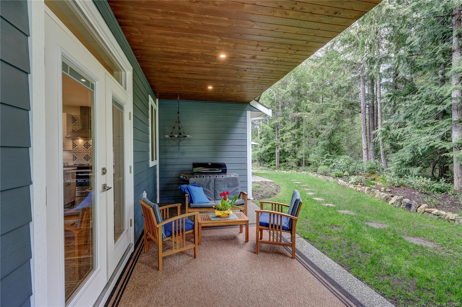 1868 Galvin Pl, Qualicum Beach, BC