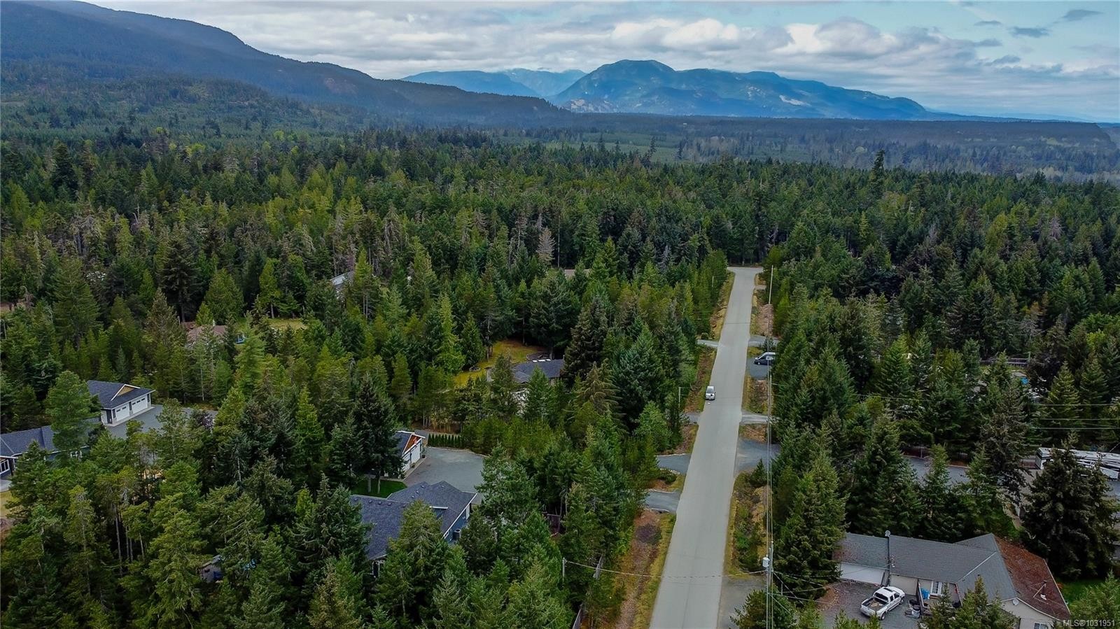 1868 Galvin Pl, Qualicum Beach, BC