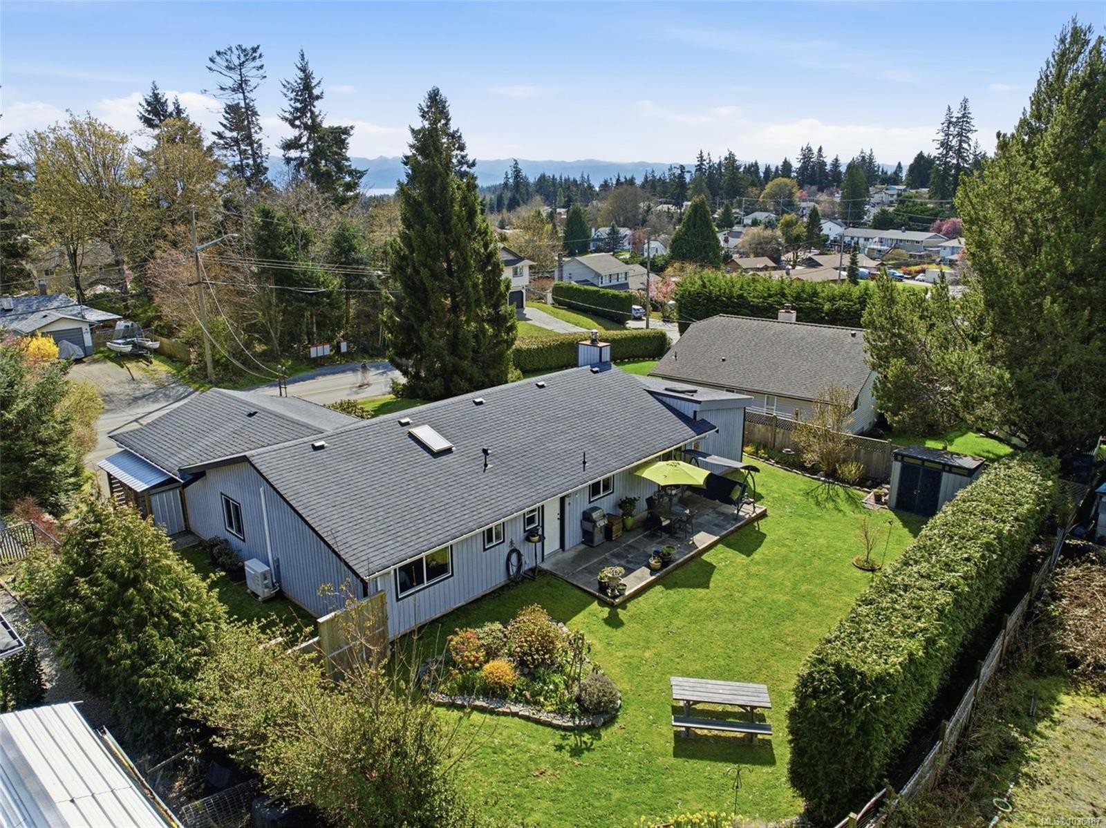 6728 Eakin Dr, Sooke, BC