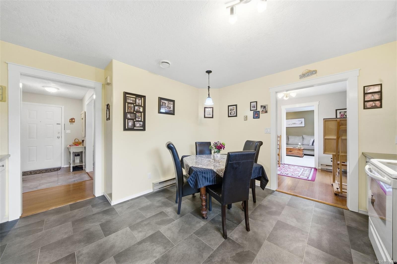 6728 Eakin Dr, Sooke, BC