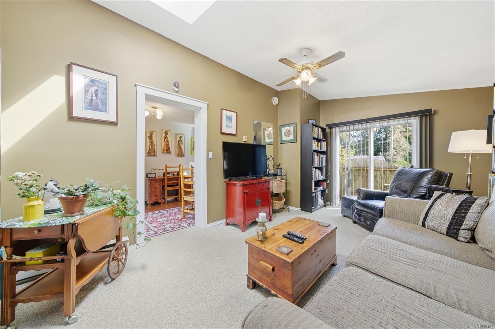 6728 Eakin Dr, Sooke, BC
