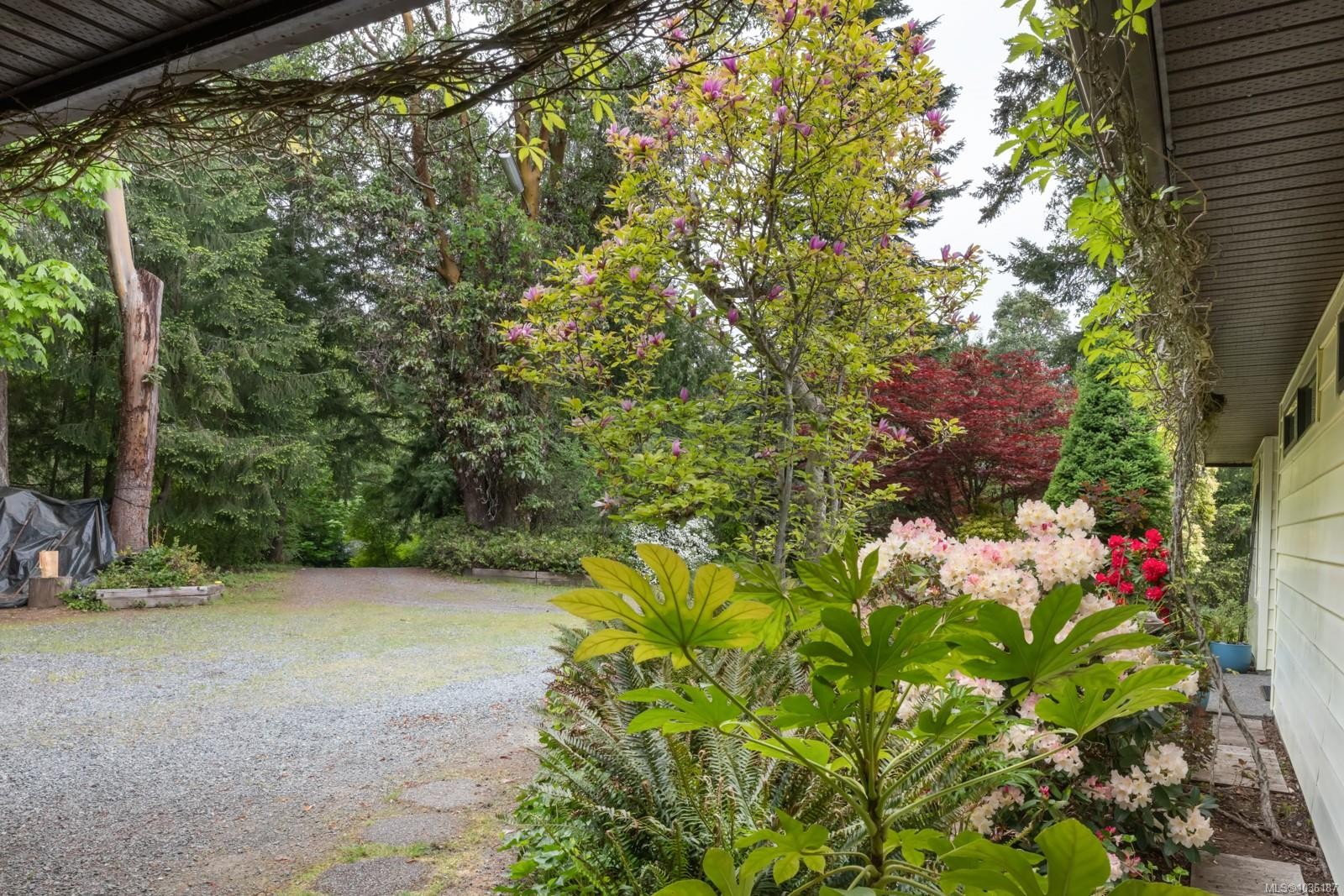 9911 Panorama Ridge Rd, Chemainus, BC