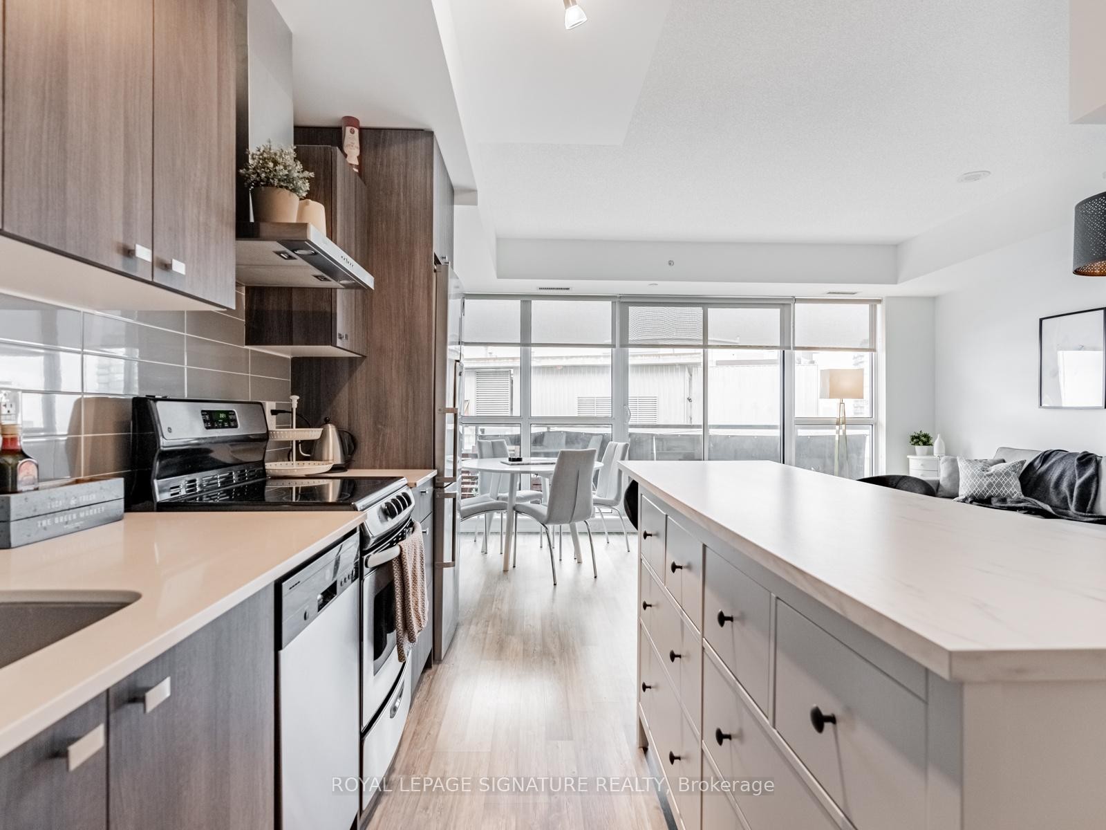 2102-51 East Liberty Street, Toronto, ON - Indoor Photo Showing Kitchen