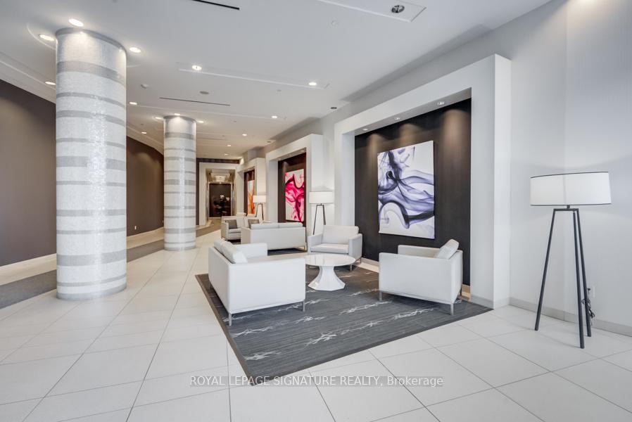 2102-51 East Liberty Street, Toronto, ON - Indoor Photo Showing Other Room