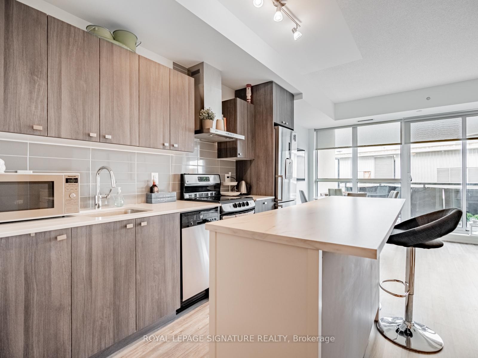 2102-51 East Liberty Street, Toronto, ON - Indoor Photo Showing Kitchen