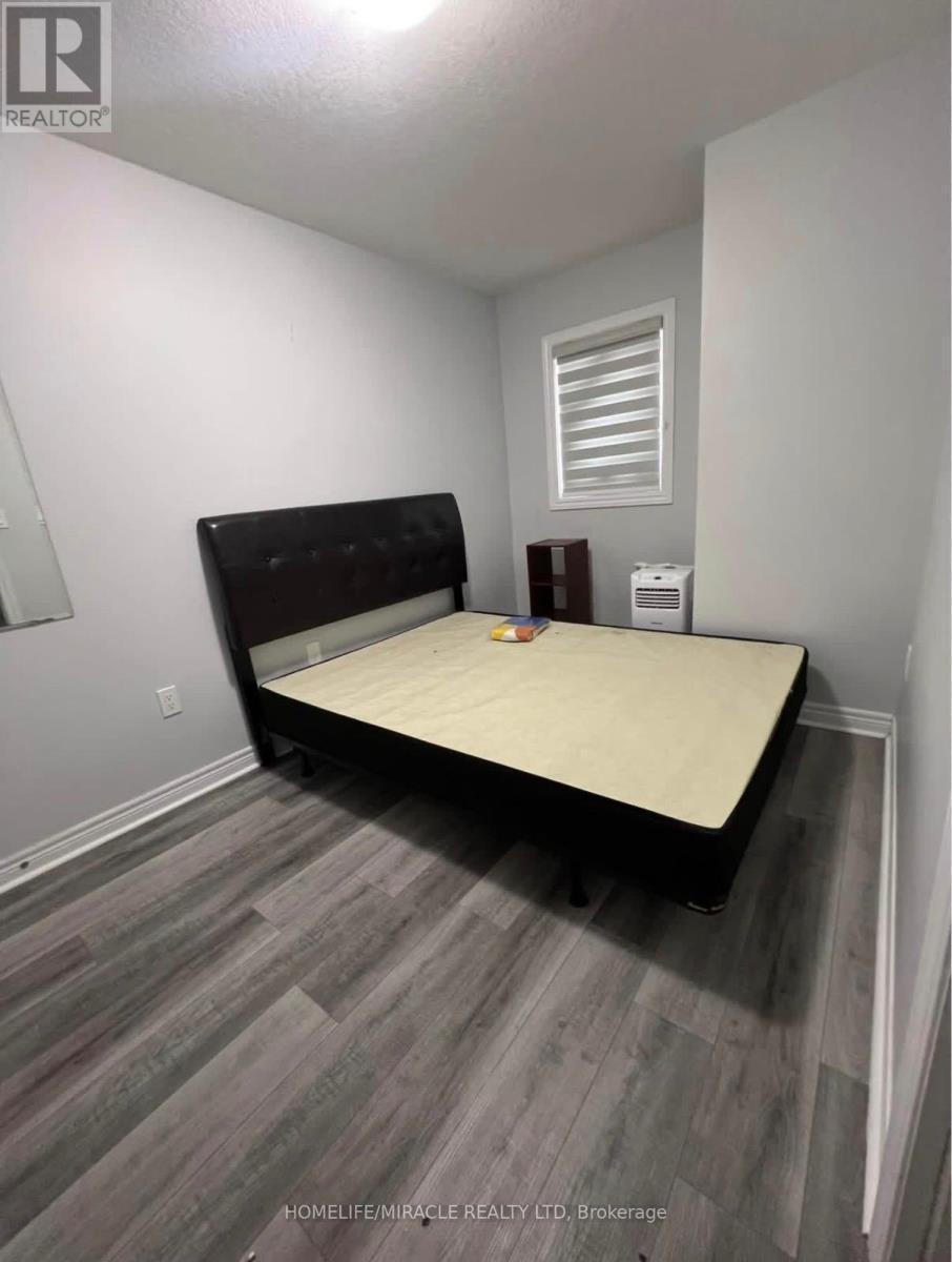402 Linden Drive, Cambridge, ON - Indoor Photo Showing Bedroom