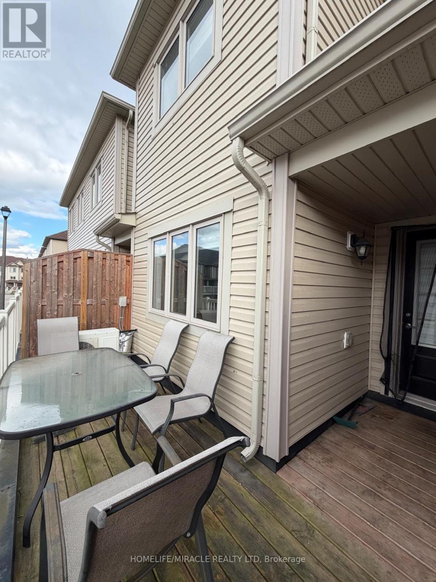 402 Linden Drive, Cambridge, ON - Outdoor With Deck Patio Veranda With Exterior