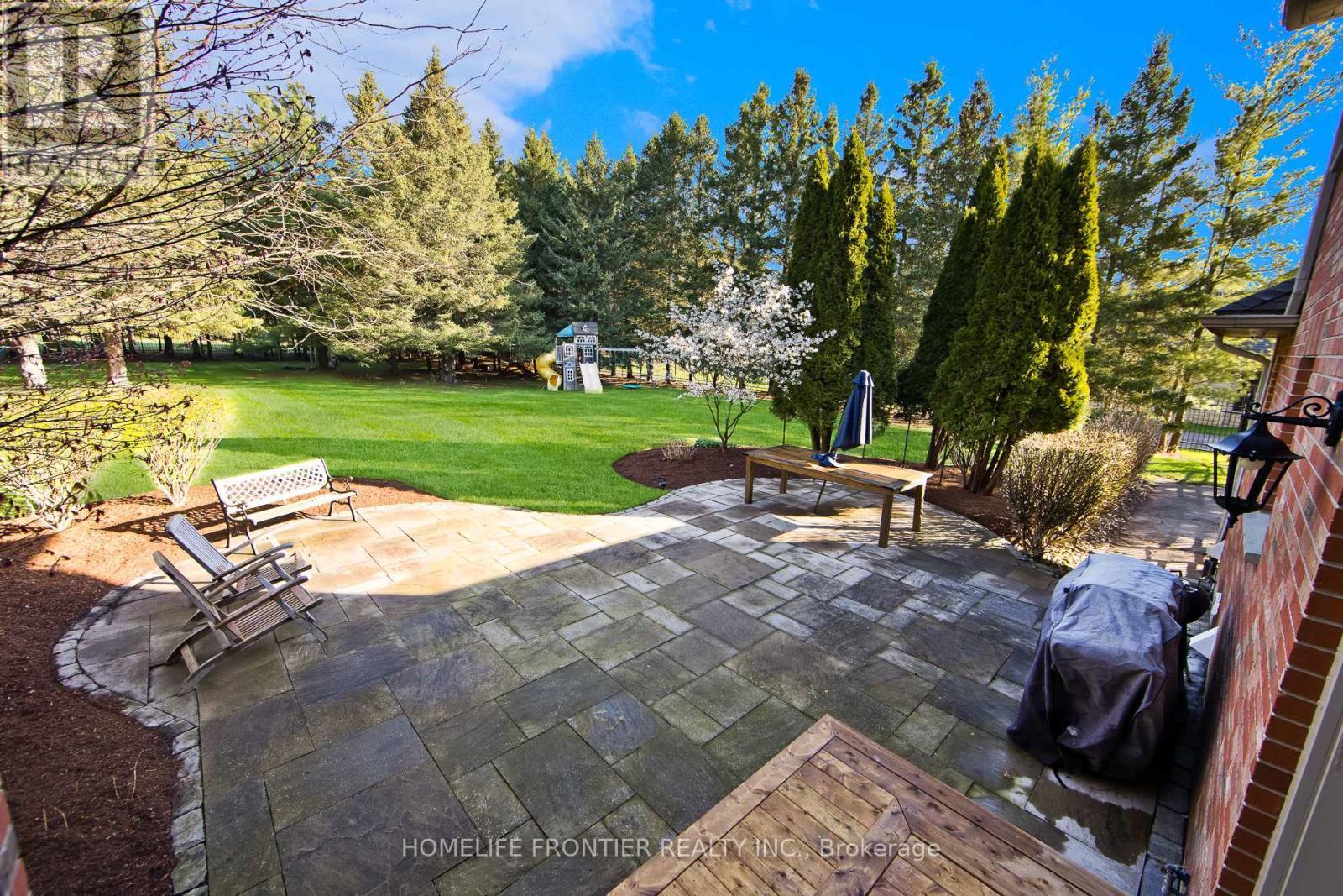 17 Bridle Path, Puslinch, ON - Outdoor
