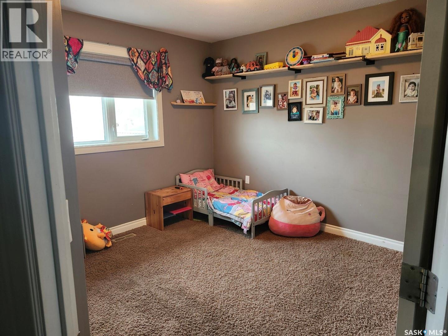 505 Cardinal Court, Shellbrook, SK - Indoor