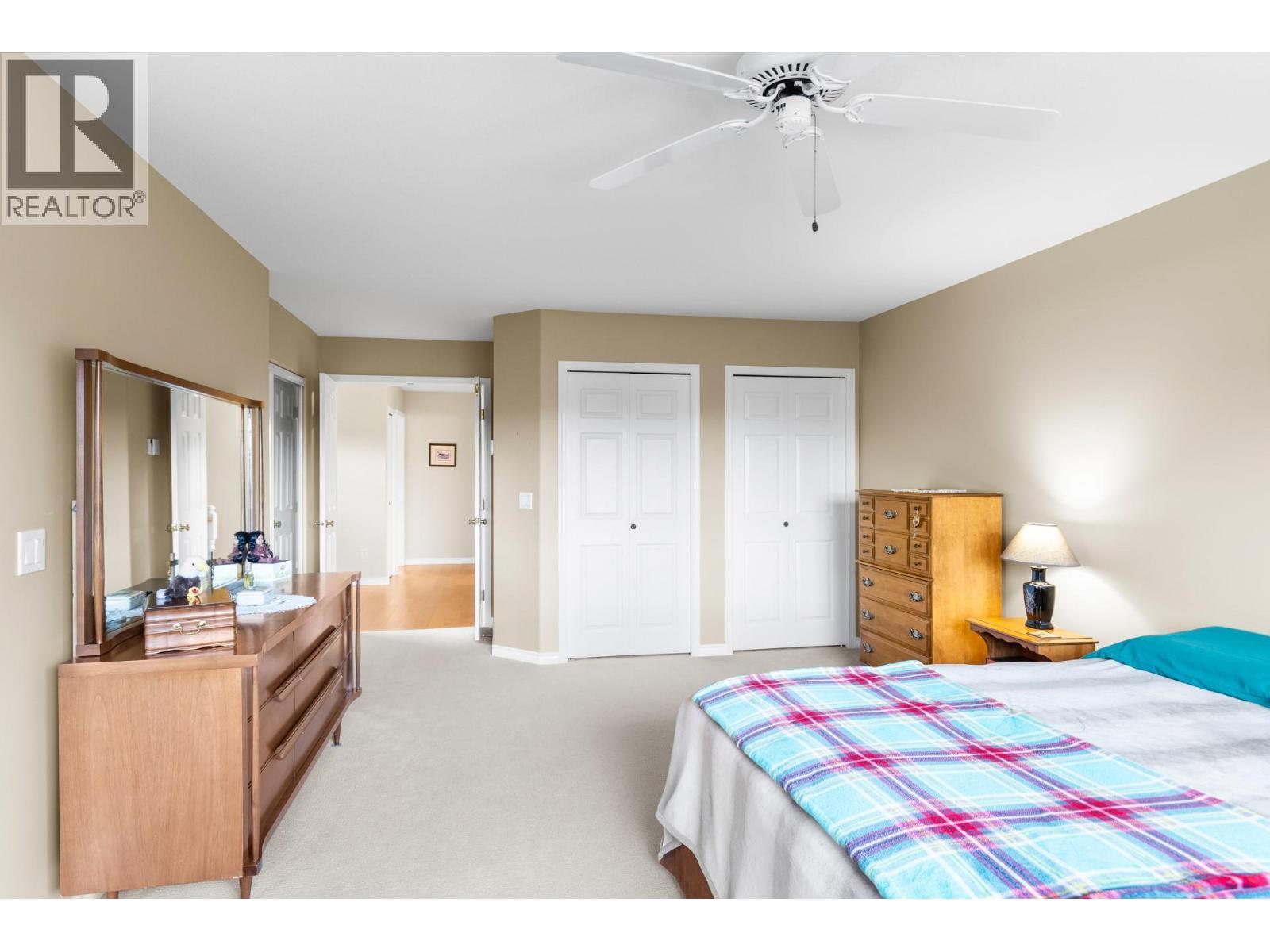 3849 Glen Canyon Drive, West Kelowna, BC - Indoor Photo Showing Bedroom