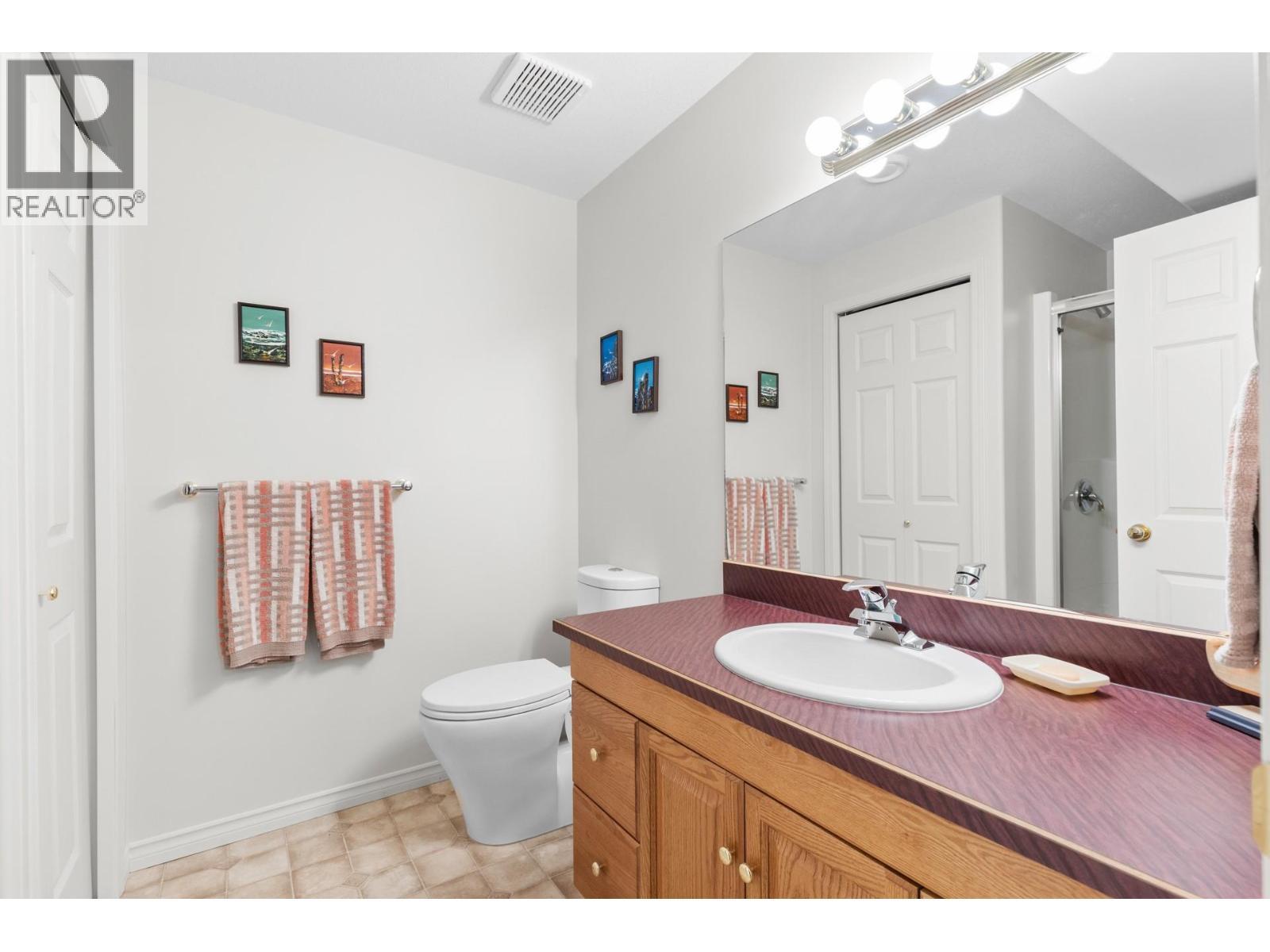 3849 Glen Canyon Drive, West Kelowna, BC - Indoor Photo Showing Bathroom
