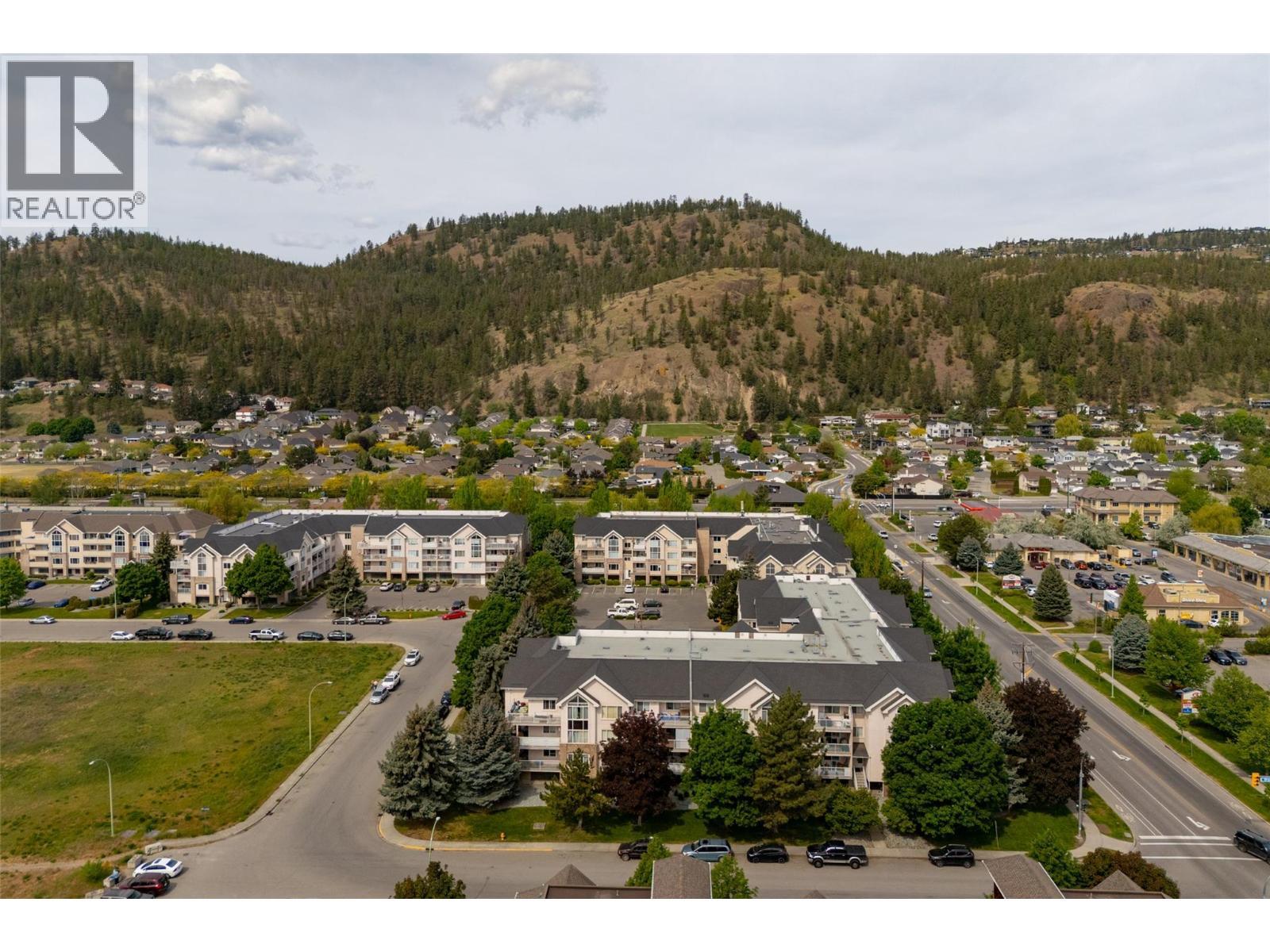 400 Sutton Crescent Unit# 313, Kelowna, BC - Outdoor With View