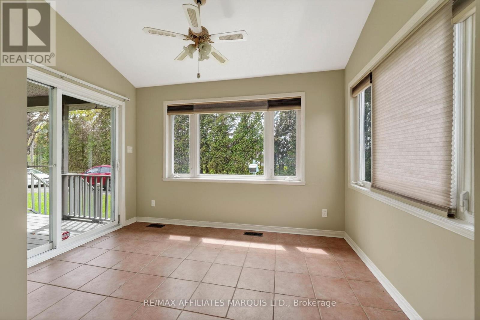 315 Eleventh Street E, Cornwall, ON - Indoor Photo Showing Other Room