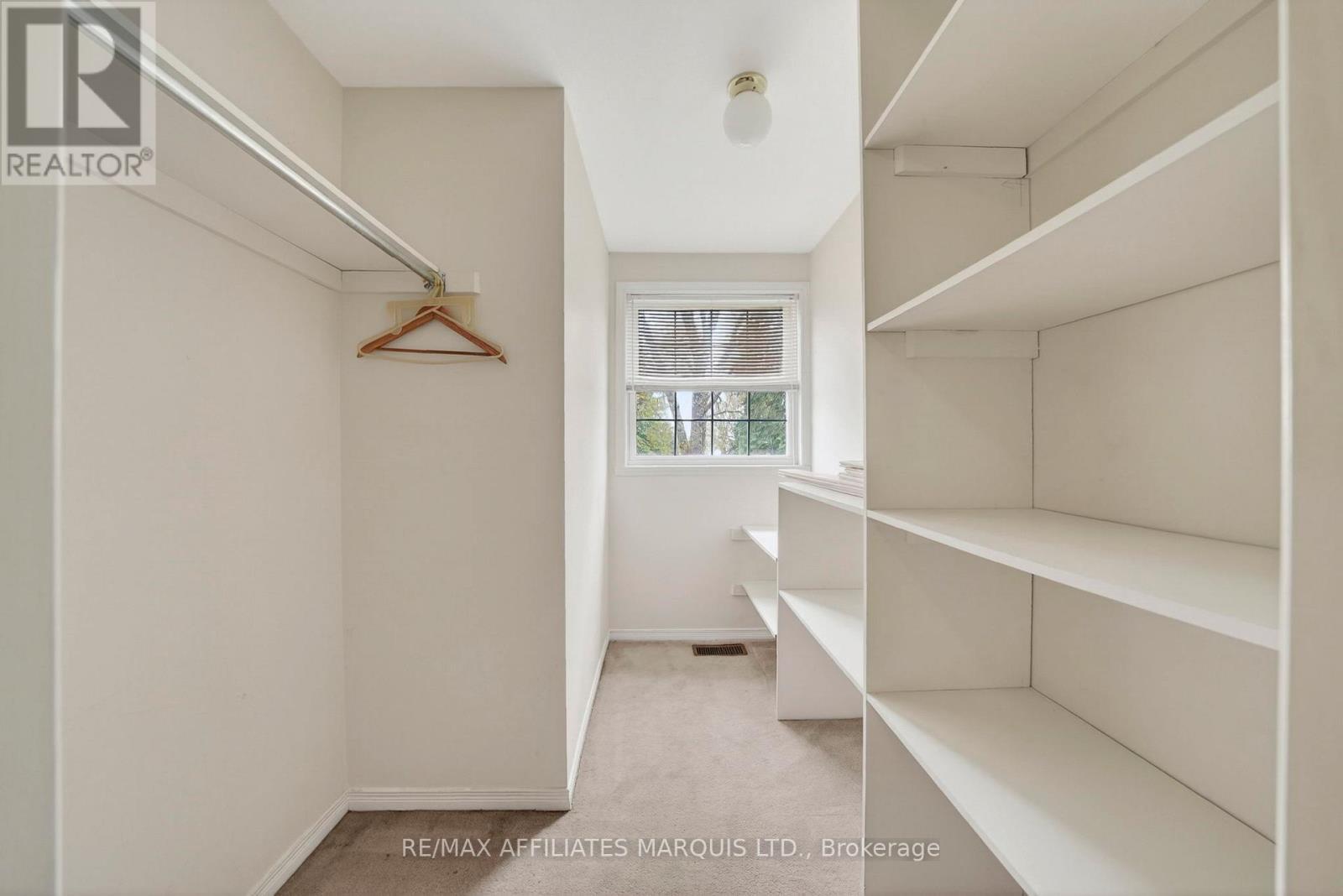315 Eleventh Street E, Cornwall, ON - Indoor With Storage