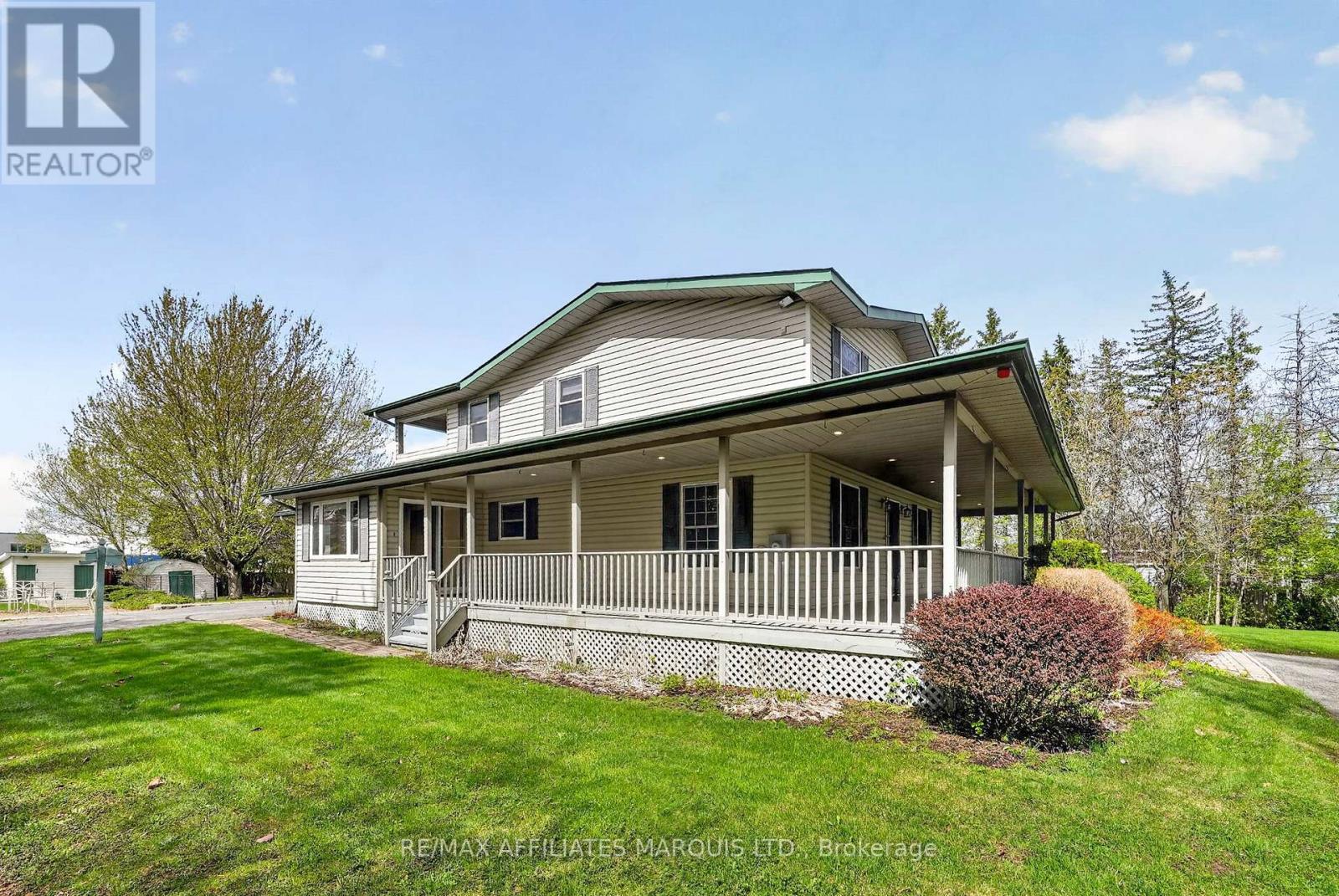 315 Eleventh Street E, Cornwall, ON - Outdoor With Deck Patio Veranda