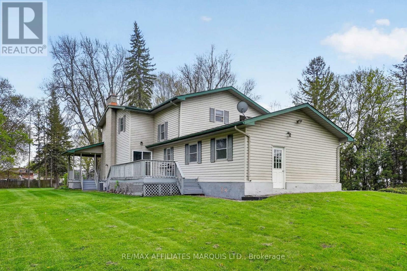 315 Eleventh Street E, Cornwall, ON - Outdoor