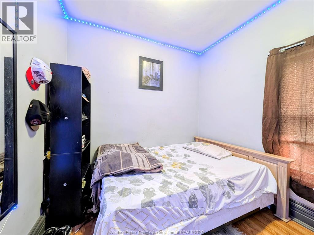 77 Askew, Leamington, ON - Indoor Photo Showing Bedroom