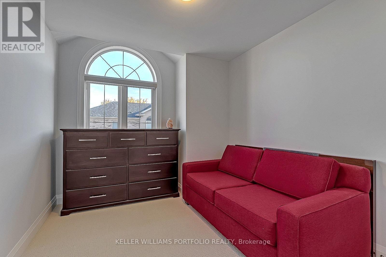 2016 Deerview Common, Oakville, ON - Indoor