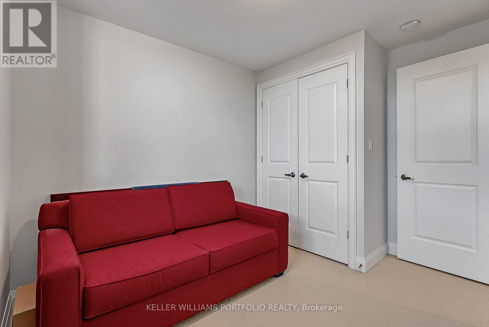 2016 Deerview Common, Oakville, ON - Indoor